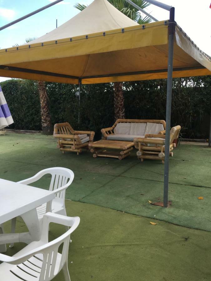 B&B Baia Dello Stretto Gallico Marina Exterior foto